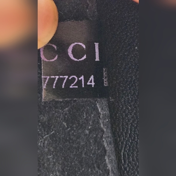 Gucci Microguccissima Patent Leather Clutch - Picture 13 of 15